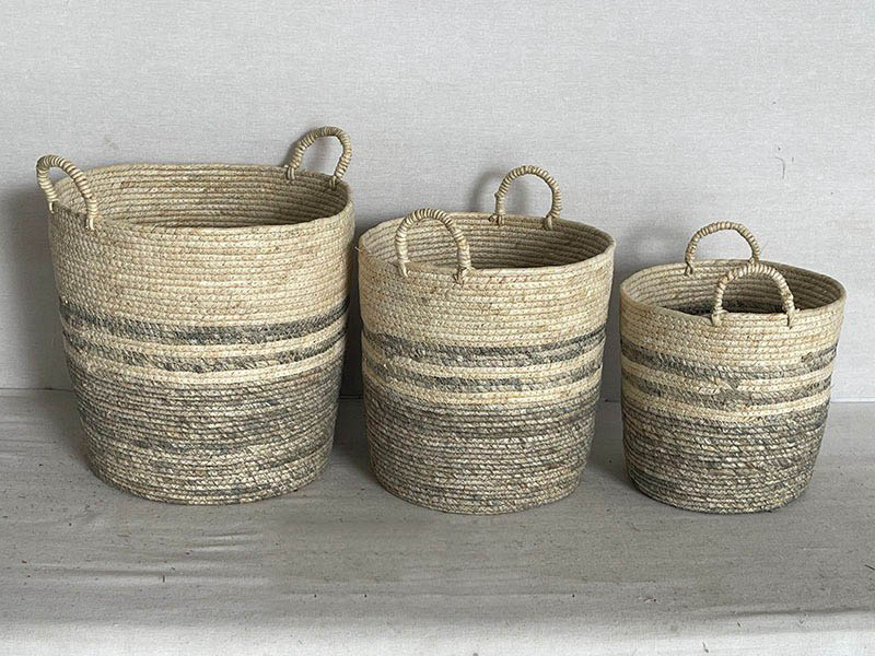 Case of Grass Willow Weaving